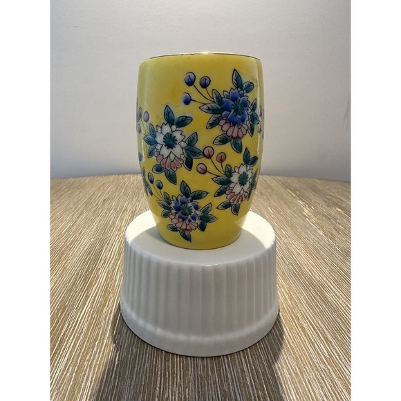 Japanese Yunomi Green Tea Cup - Hand Painted Yellow With Floral Design - Picture 6 of 9